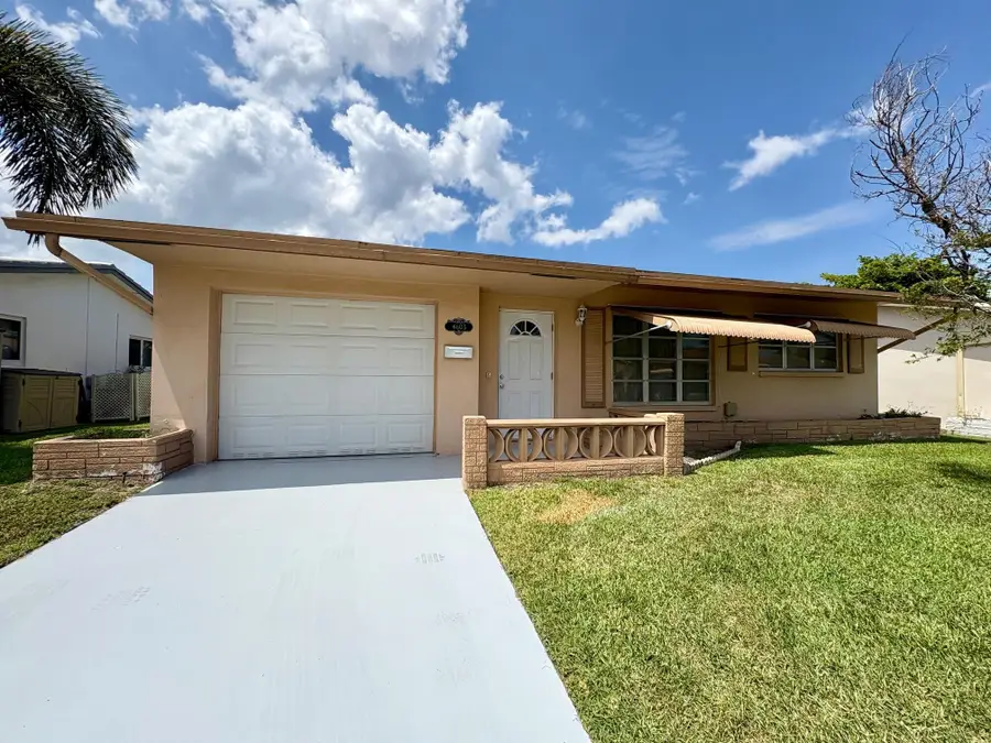 4603 NW 49th Street, Tamarac, FL 33319 - #2