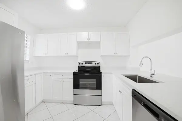 8207 Fairway Road Road #8207, Sunrise, FL 33351