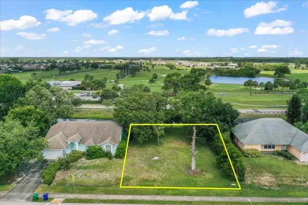 286 Main Street, Sebastian, FL 32958