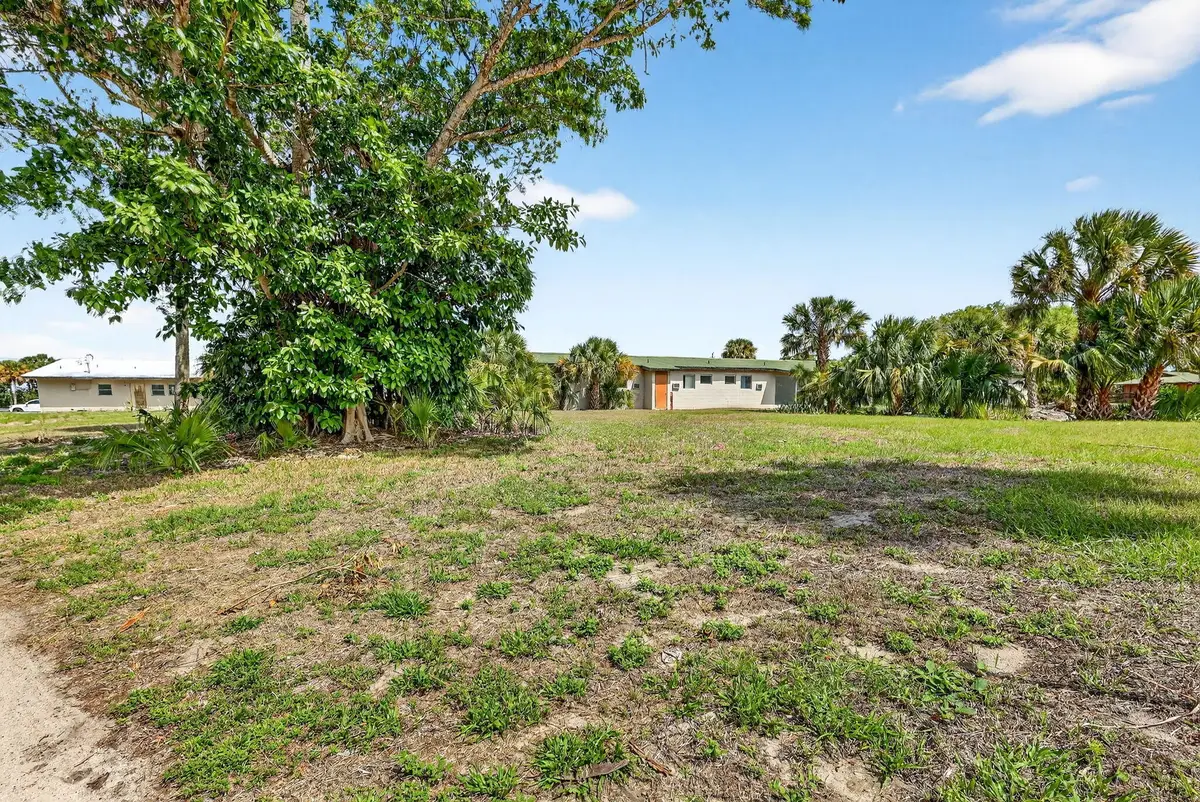 Unassigned Address Unassigned, City Unavailable, FL  - #1