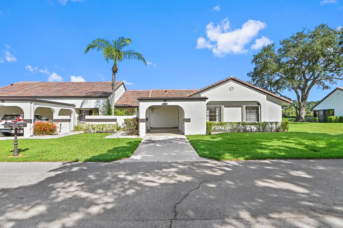 5537 Parkwalk Circle E, Boynton Beach, FL 33472 - #1
