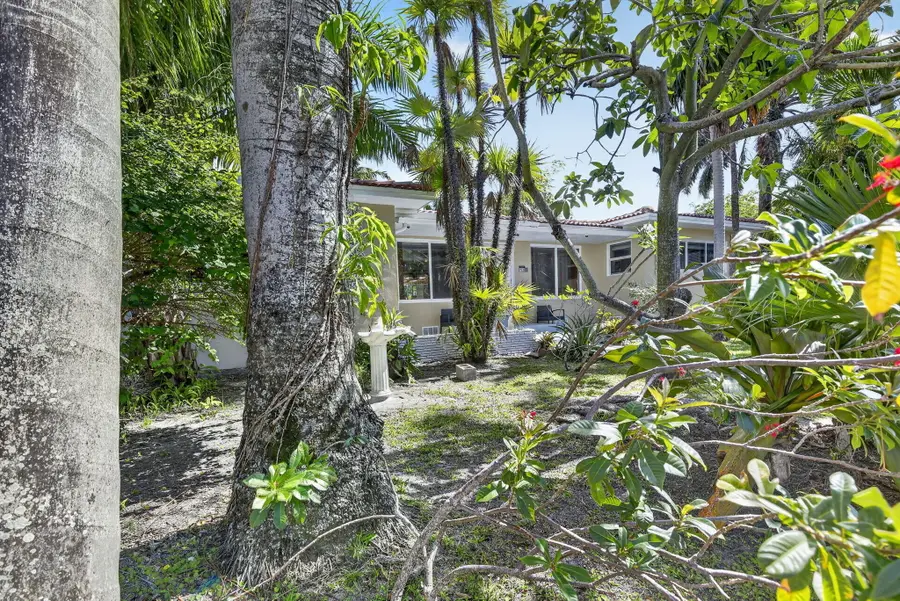 742 Hollywood Boulevard, Hollywood, FL 33019 - #2