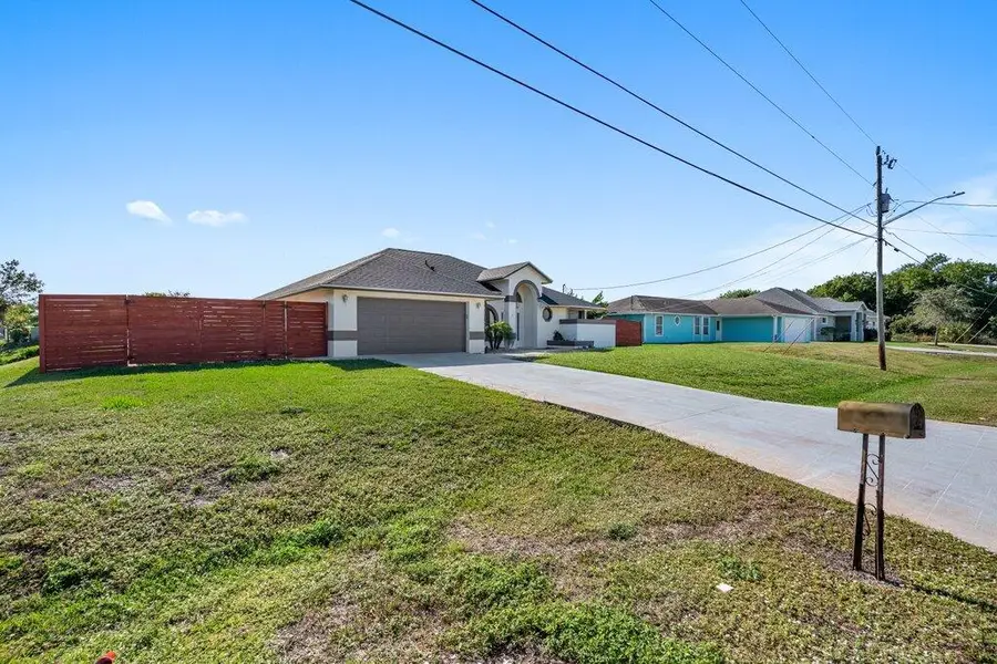 434 SW Jeanne Avenue, Port Saint Lucie, FL 34953 - #2