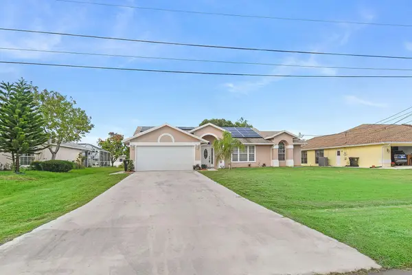 3087 SE Galt Circle, Port St Lucie, FL 34984