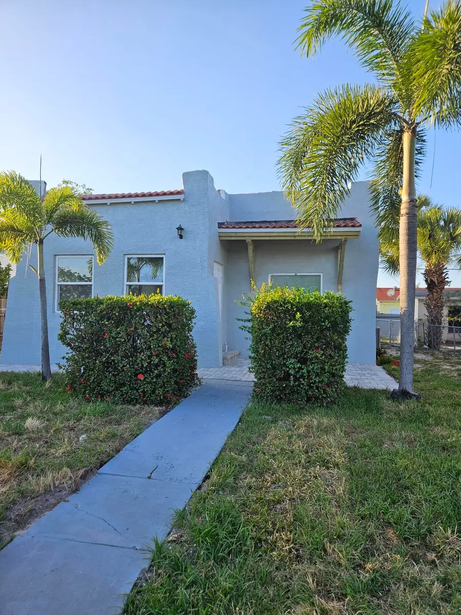 717 Selkirk Street, West Palm Beach, FL 33405 - #2