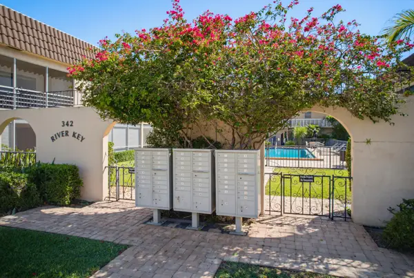 342 Southwind Drive #118, North Palm Beach, FL 33408