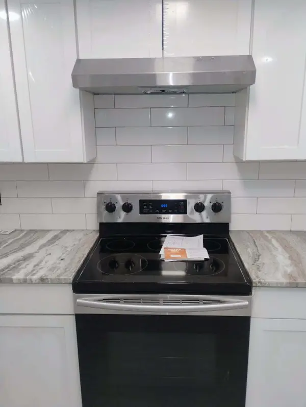 662 SE Essex Drive, Port St Lucie, FL 34984