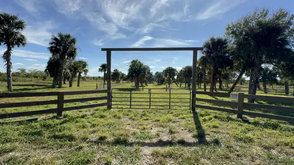 27325 SW Tommy Clements Street, Indiantown, FL 34956