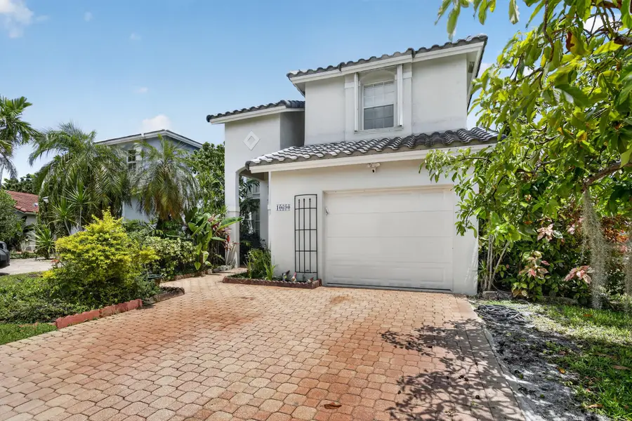 10690 NW 2nd Circle, Pembroke Pines, FL 33026 - #2