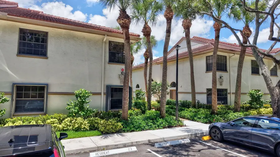 5241 Brisata Circle #G, Boynton Beach, FL 33437 - #2