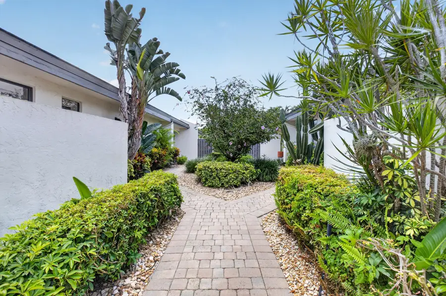 19592 Planters Point Drive, Boca Raton, FL 33434 - #3