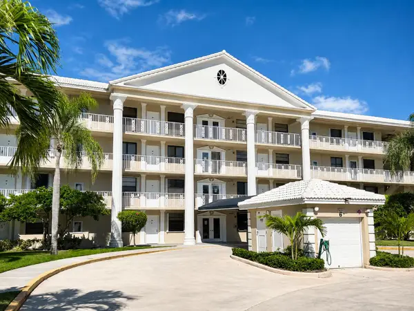 3515 Village Boulevard #304, West Palm Beach, FL 33409