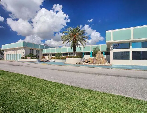 600 W Horizons W #101, Boynton Beach, FL 33435 - #2