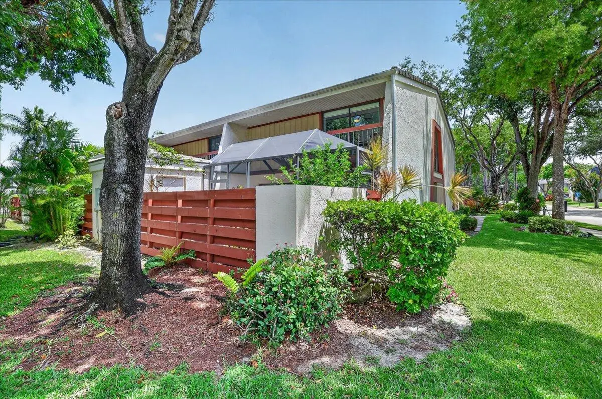2999 Oaktree Lane # 343, Hollywood, FL 33021 - #1