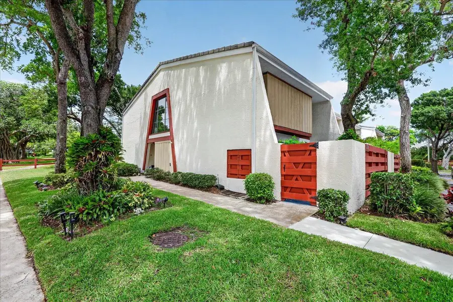 2999 Oaktree Lane # 343, Hollywood, FL 33021 - #2