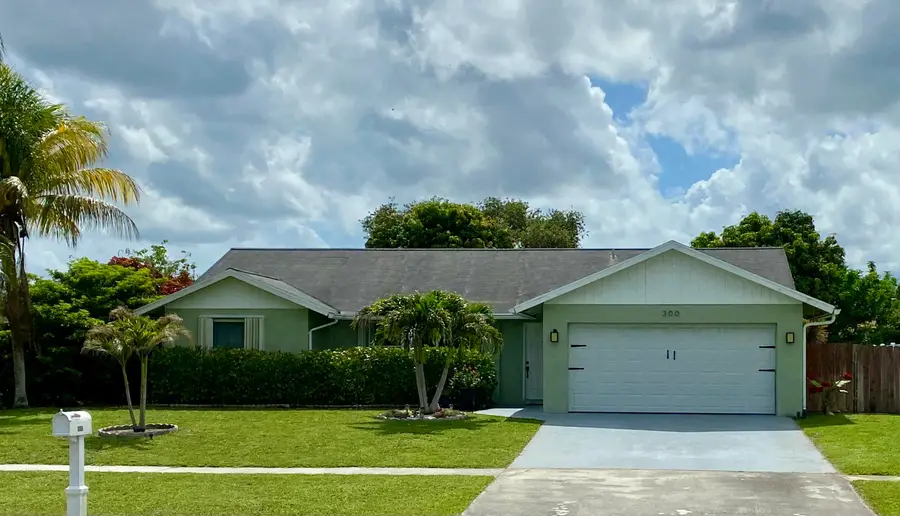 300 La Mancha Avenue, Royal Palm Beach, FL 33411 - #2
