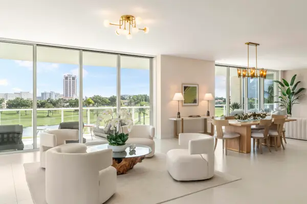 220 SE Mizner Boulevard #323, Boca Raton, FL 33432