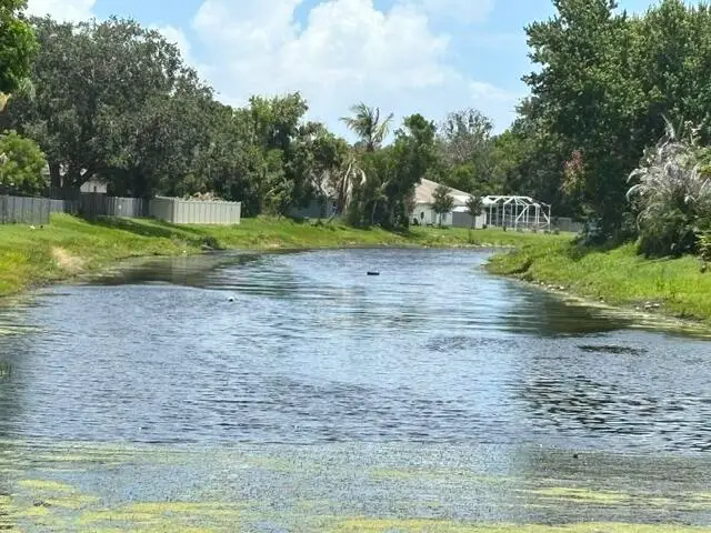1692 N Blackwell Drive, Port Saint Lucie, FL 34952 - #3