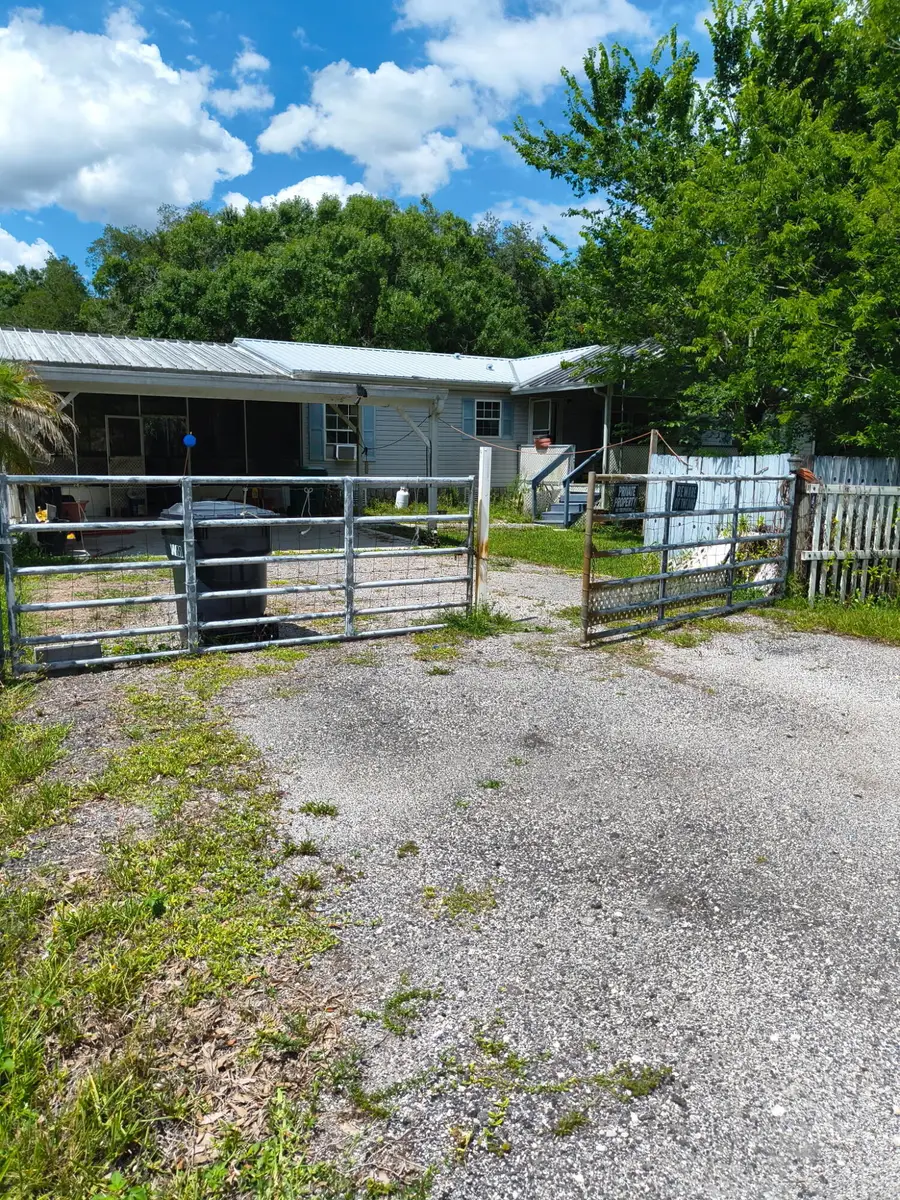 6725 NE 8th Lane, Okeechobee, FL 34974 - #2