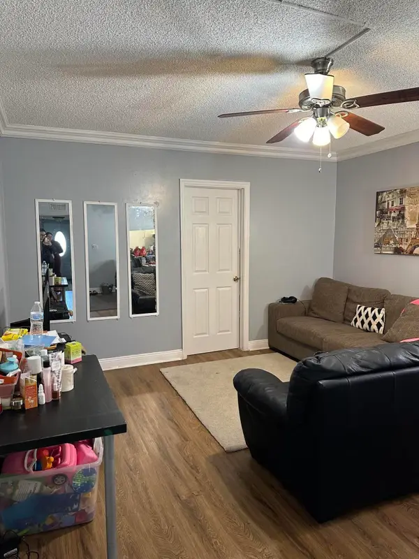 8341 Sands Point Boulevard #B206, Tamarac, FL 33321