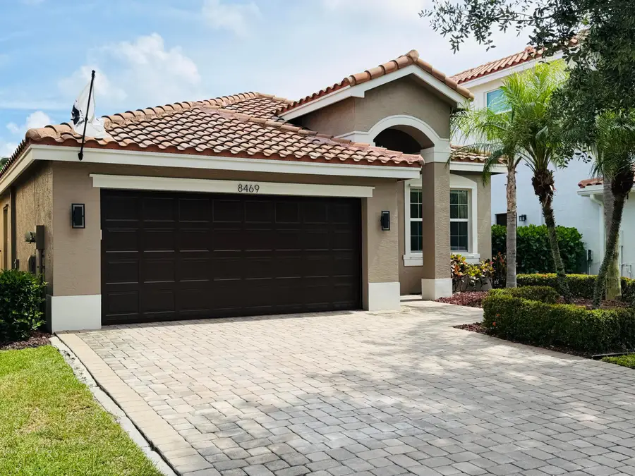 8469 Calabria Lakes Drive, Boynton Beach, FL 33473 - #2