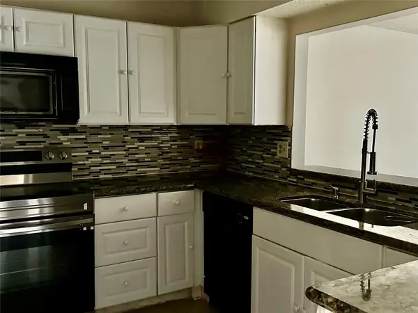 22415 SW 61st Way #202, Boca Raton, FL 33428