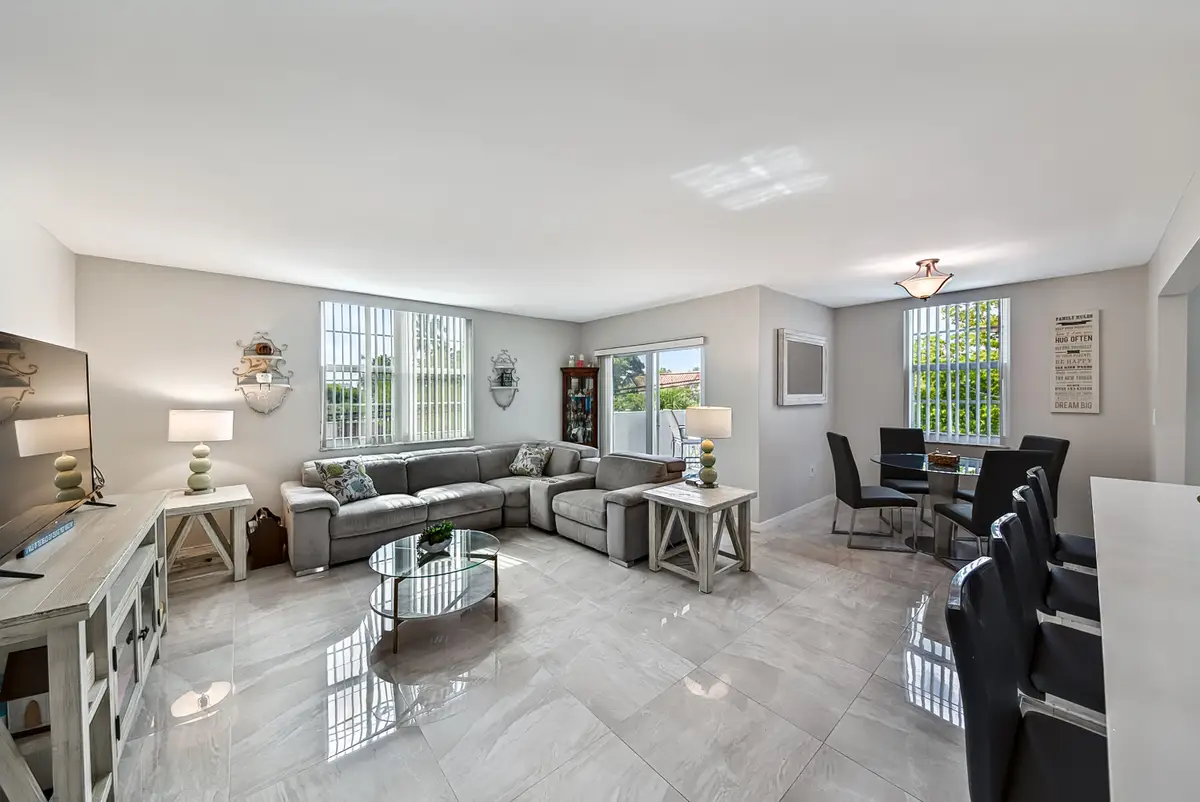 6000 NE 22nd Way #3a, Fort Lauderdale, FL 33308 - #1