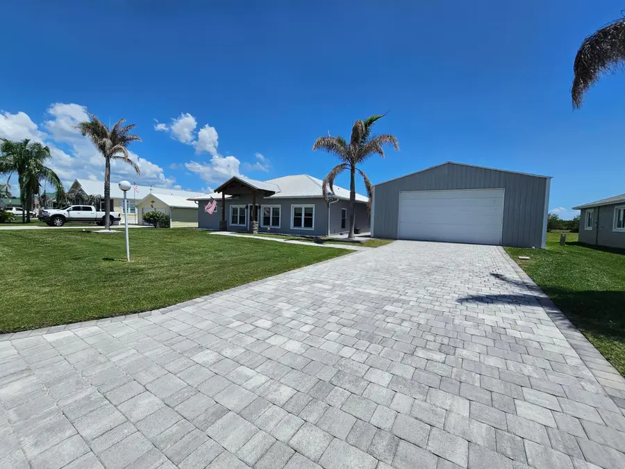 926 SW 44th Boulevard, Okeechobee, FL 34974 - #2