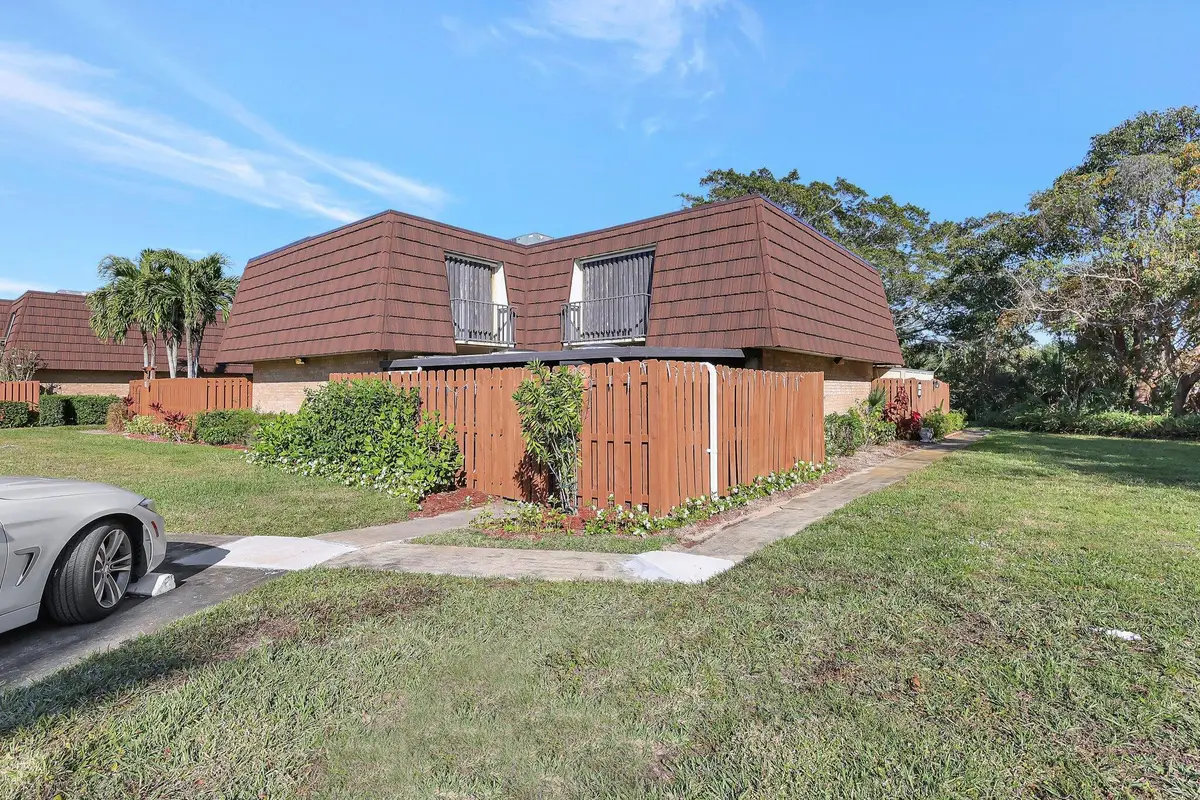 5852 SE Riverboat Drive #321, Stuart, FL 34997 - #1