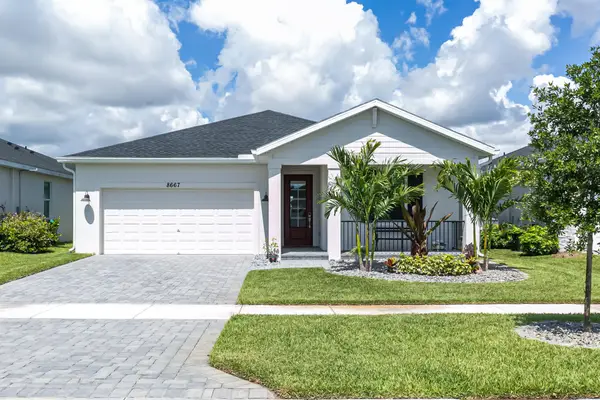 8667 Dahlia Circle, Port St Lucie, FL 34986