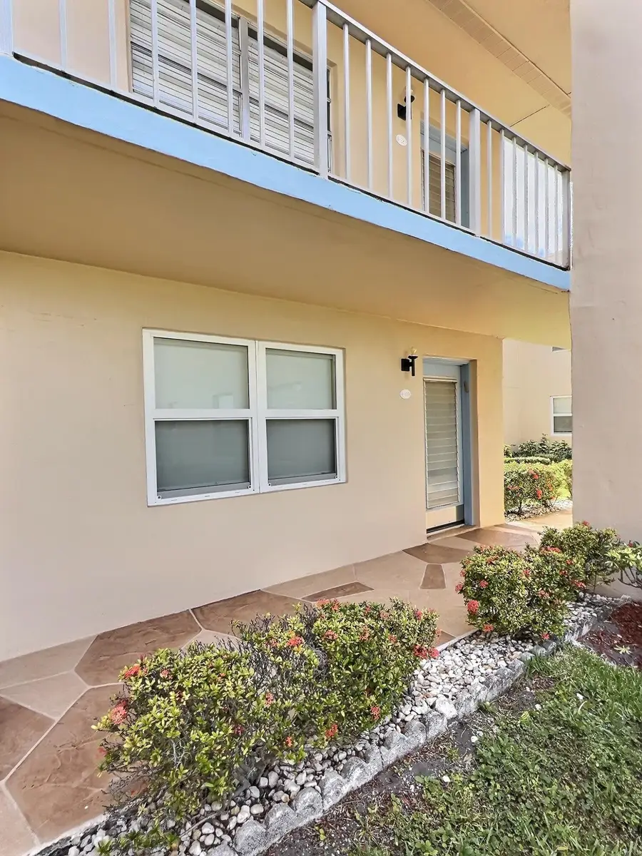 199 E Burgundy E, Delray Beach, FL 33484 - #3