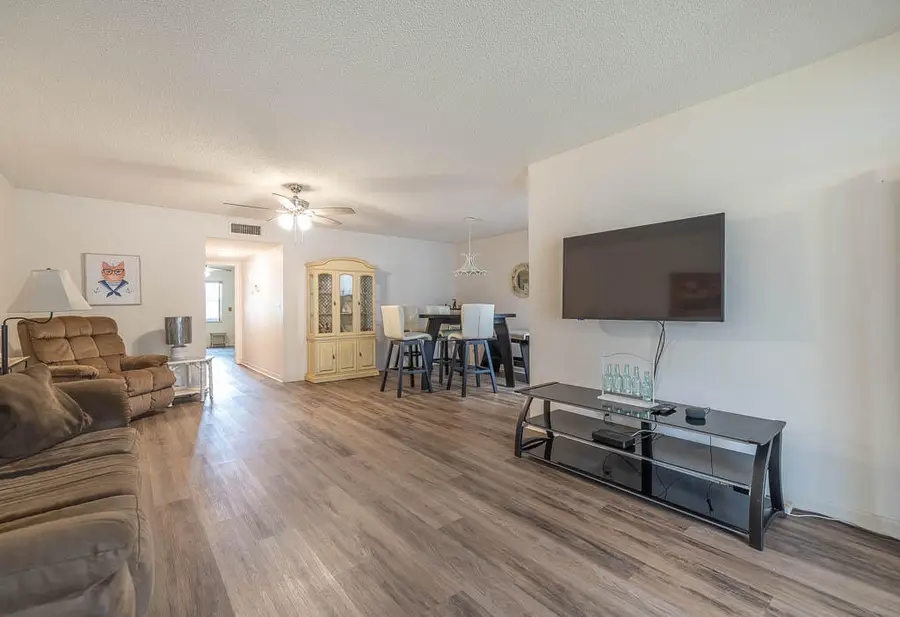 5061 Lakefront Boulevard #B, Delray Beach, FL 33484 - #3