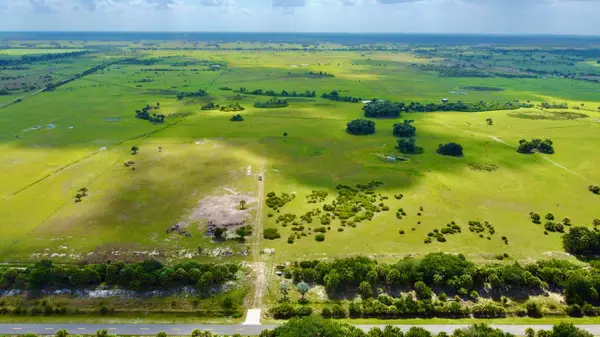 28095 NW 72nd Avenue, Okeechobee, FL 34972