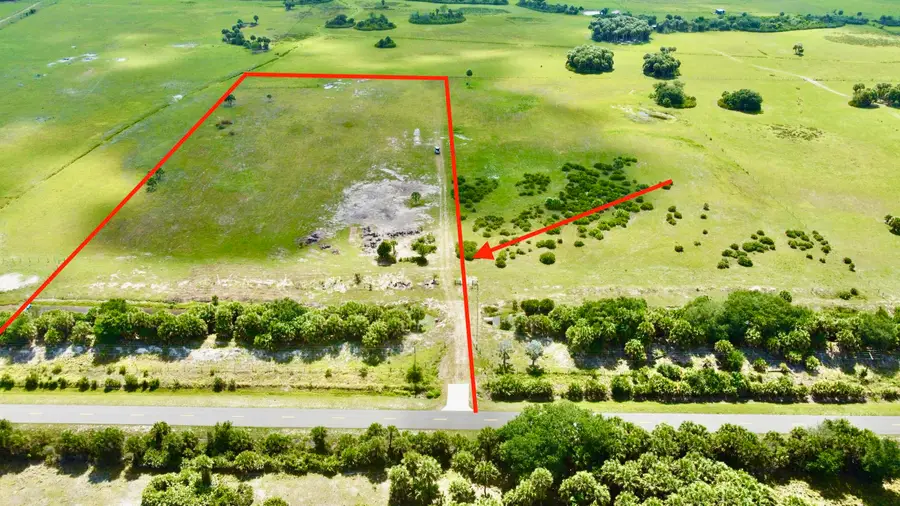 28095 NW 72nd Avenue, Okeechobee, FL 34972 - #2