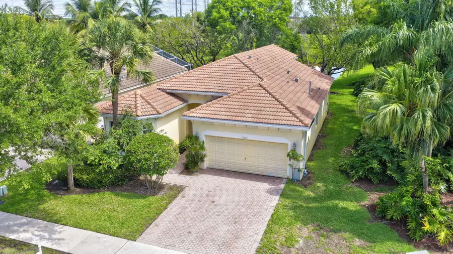 19305 SW 66th Street, Pembroke Pines, FL 33332 - #2