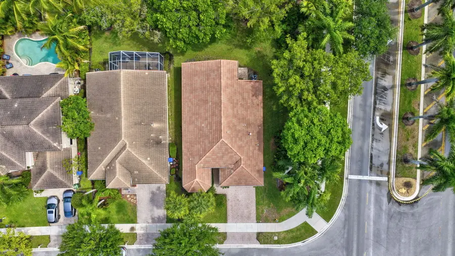 19305 SW 66th Street, Pembroke Pines, FL 33332 - #3