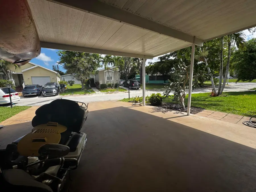 4081 4th Court, Lantana, FL 33462 - #2
