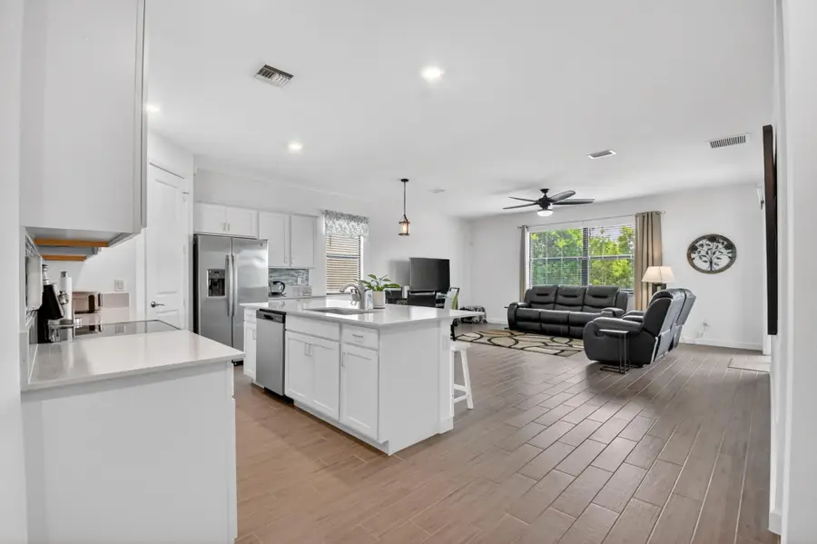 6026 Henderson Way, West Palm Beach, FL 33415 - #2