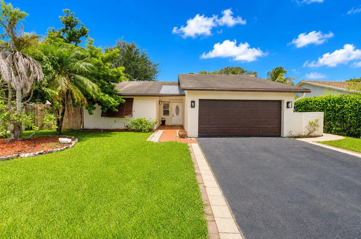 9510 Affirmed Lane, Boca Raton, FL 33496 - #1