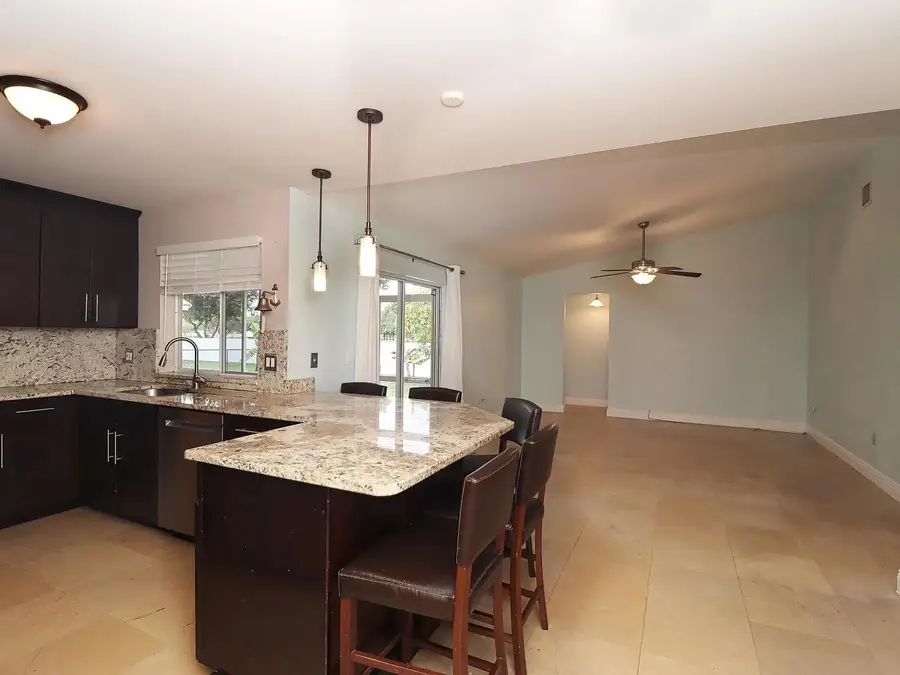 6401 W Sedgewyck Cir W, Davie, FL 33331 - #2