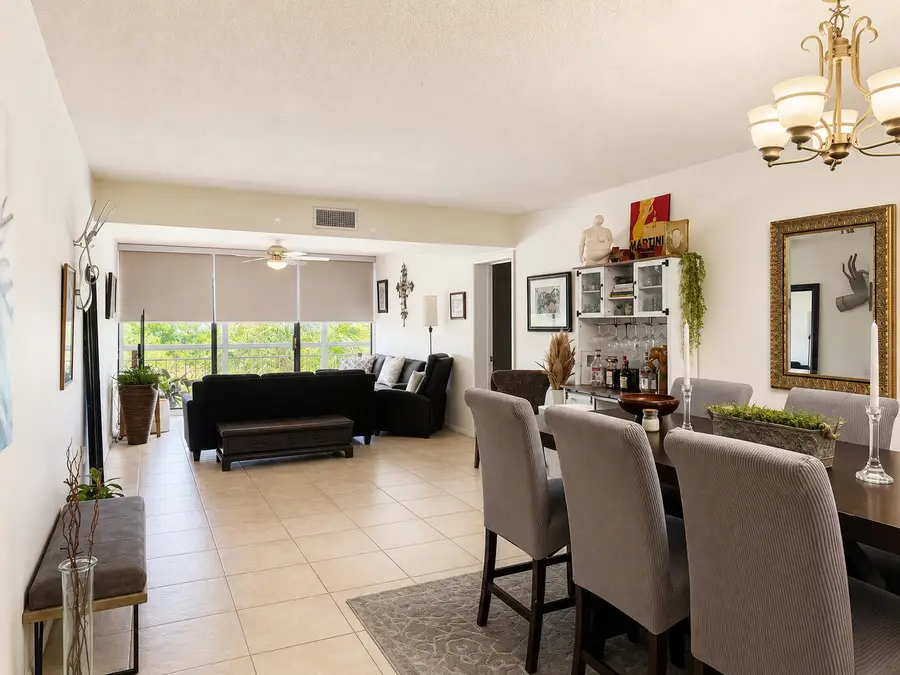 6193 Balboa Circle #405, Boca Raton, FL 33433 - #3