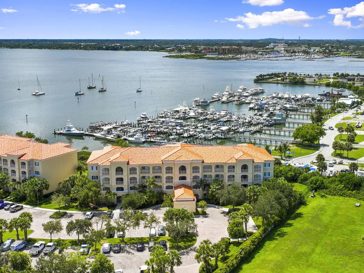 34 Harbour Isle Dr W #204, Fort Pierce, FL 34949 - #1