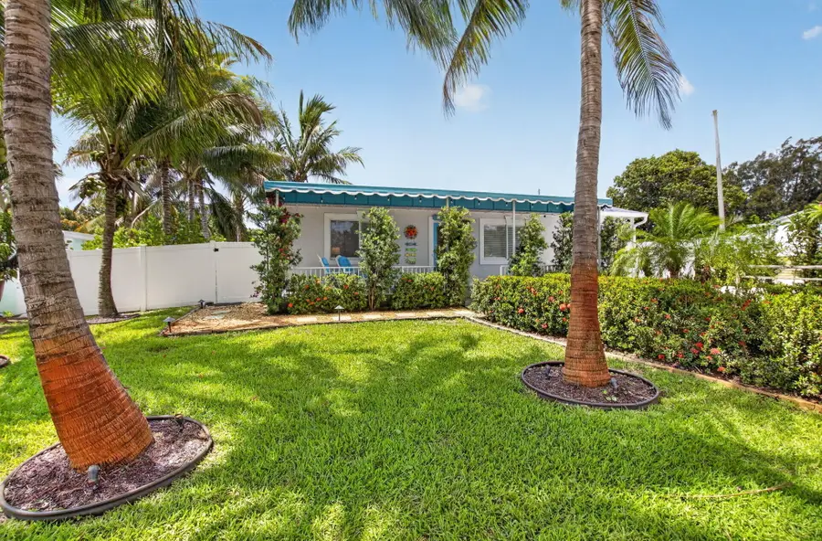 468 W Ocean Avenue, Boynton Beach, FL 33435 - #3