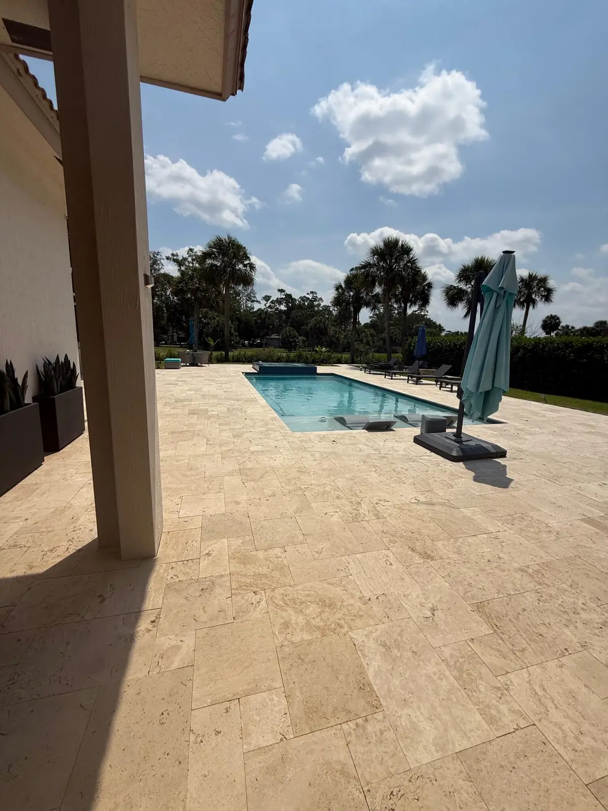 142 Brynhurst Court, West Palm Beach, FL 33413 - #1