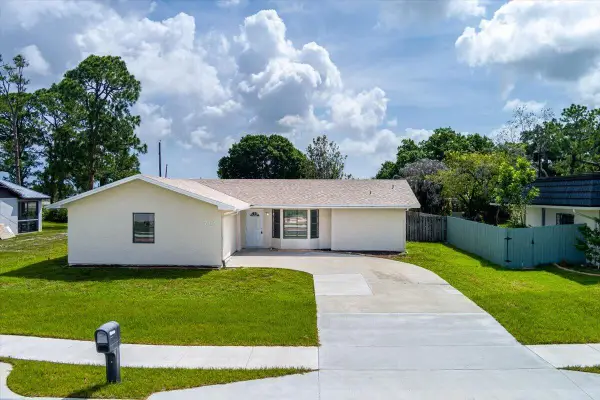 765 SE Floresta Drive, Port St Lucie, FL 34983