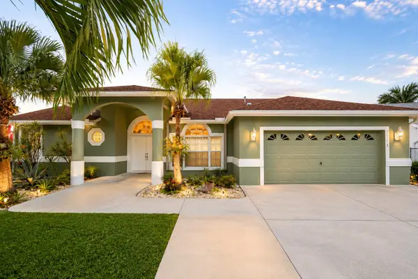 1168 Hatteras Circle, Greenacres, FL 33413