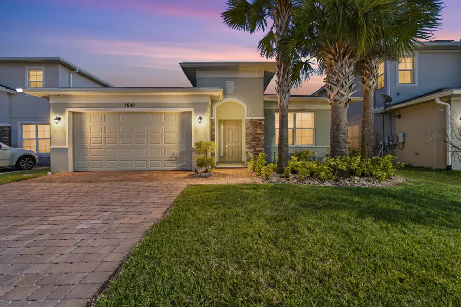 1600 NW Vivanco Street, Port Saint Lucie, FL 34986 - #2