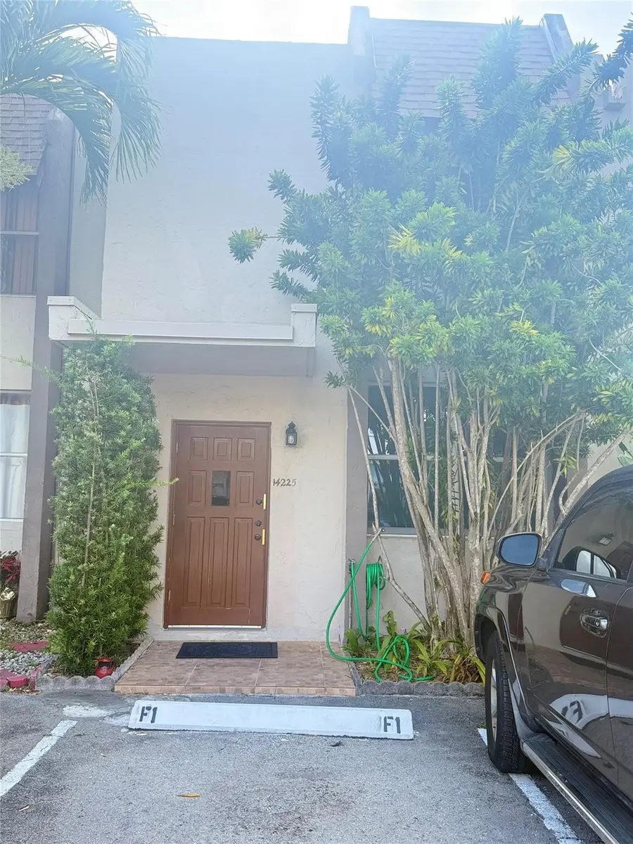14225 Memorial Hwy 1f Highway #1f, Miami, FL 33161 - #2