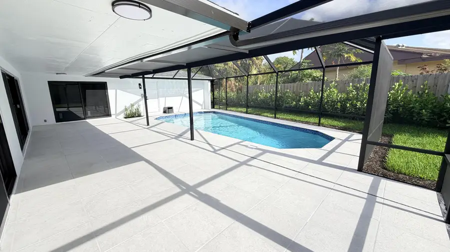 712 E Boulevard Chatelaine, Delray Beach, FL 33445 - #2