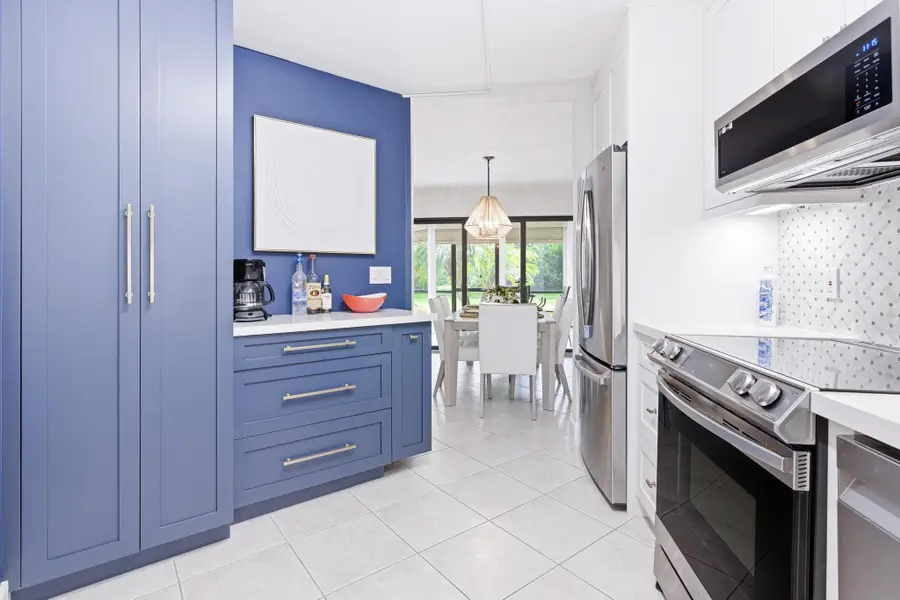 5800 Camino Del Sol #Apt 106, Boca Raton, FL 33433 - #2